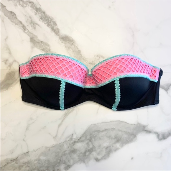 Shade & Shore Bikini Top - Picture 1 of 10